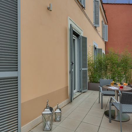 Otivm Hotel Roma Esterno foto