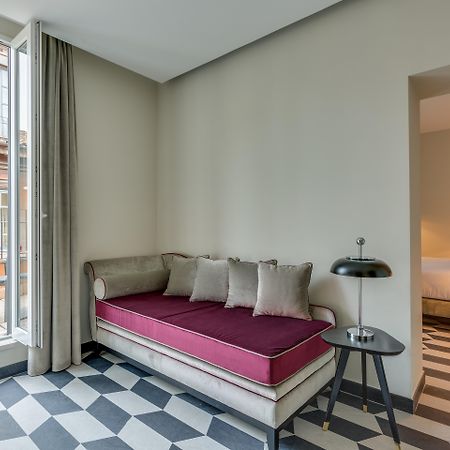 Otivm Hotel Roma Esterno foto