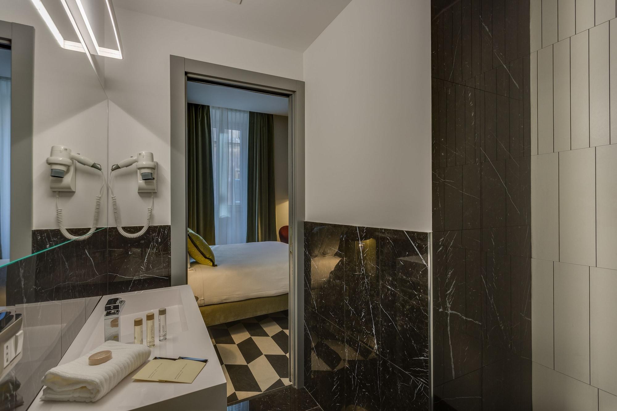 Otivm Hotel Roma Esterno foto