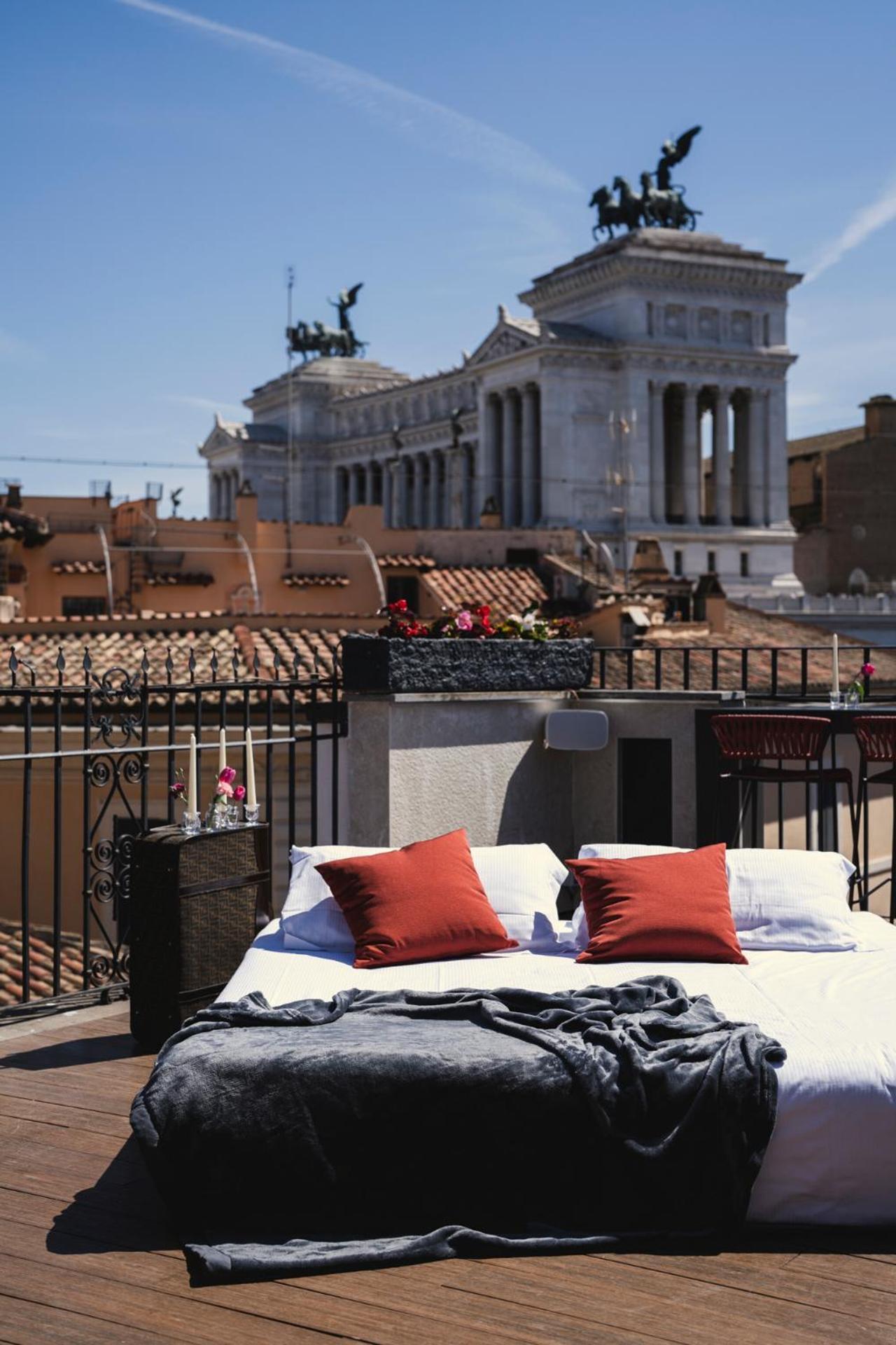 Otivm Hotel Roma Esterno foto