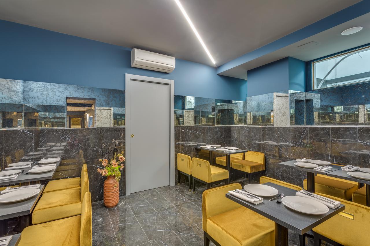 Otivm Hotel Roma Esterno foto