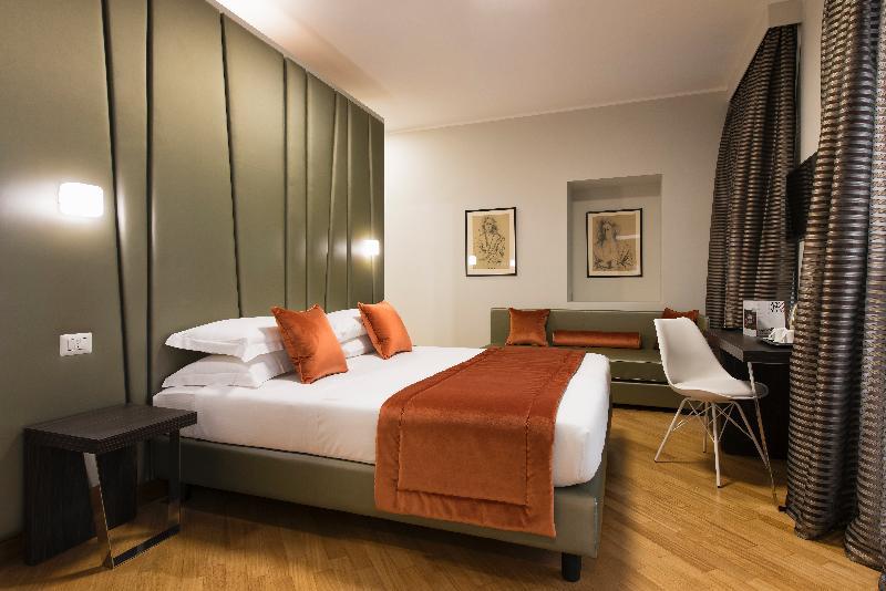 Otivm Hotel Roma Esterno foto