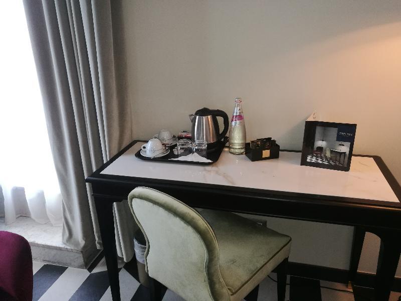 Otivm Hotel Roma Esterno foto